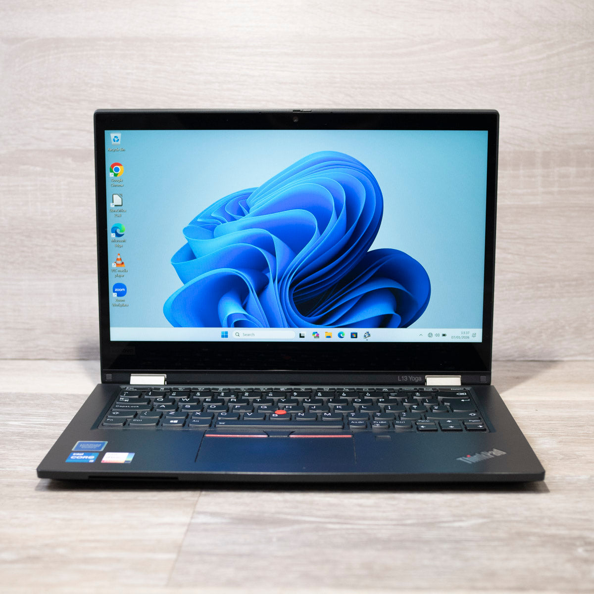 Lenovo ThinkPad Yoga L13 – 13.3″ Intel Core i5, 8GB RAM, 256GB SSD, Windows 11 Pro