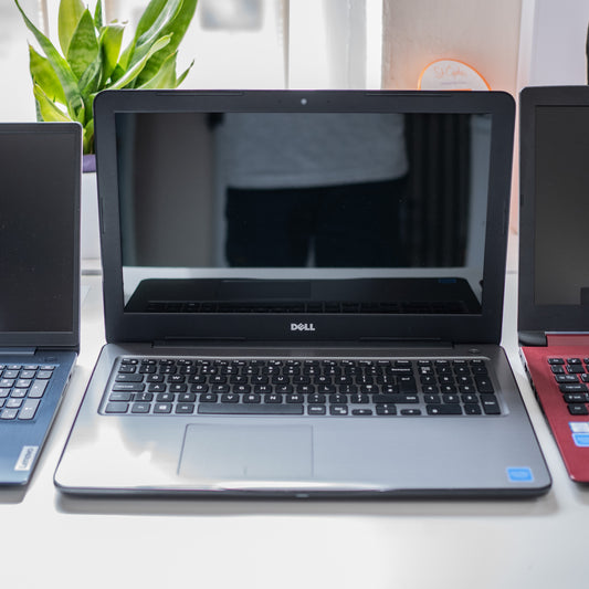 Dell Inspiron 5567 – 15.6″ Intel Core i3, 8GB RAM, 256GB SSD, Windows 11 Pro
