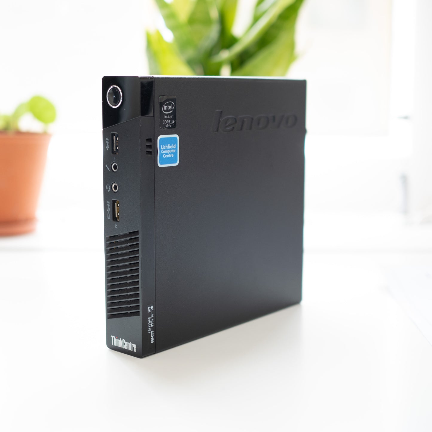 Lenovo ThinkCentre SFF - Intel Core i3, 8GB RAM, 128GB SSD, Windows 11 Pro