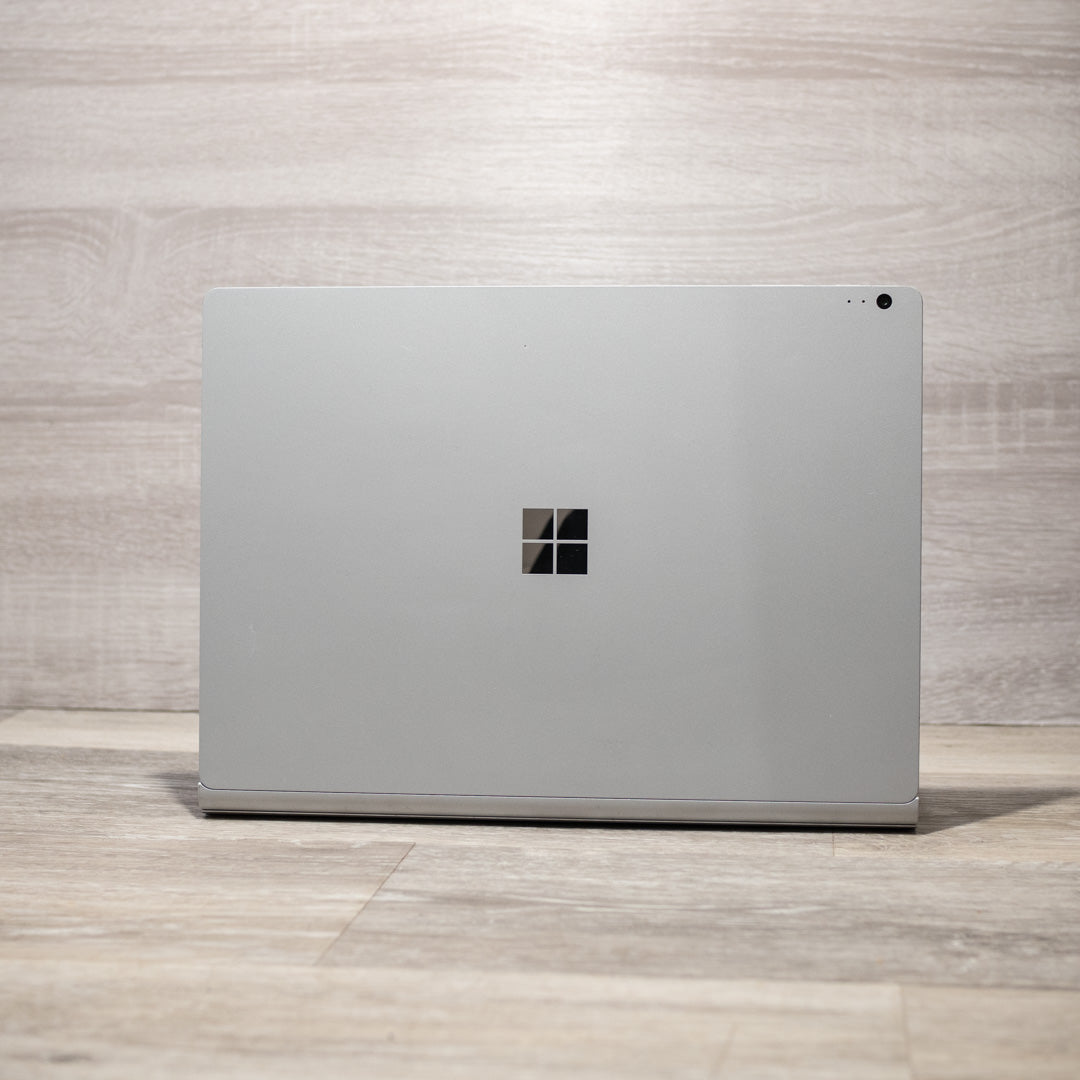 Microsoft Surface Book 2-in-1 – 14″ Intel Core i7, 8GB RAM, 256GB SSD, Windows 11 Pro