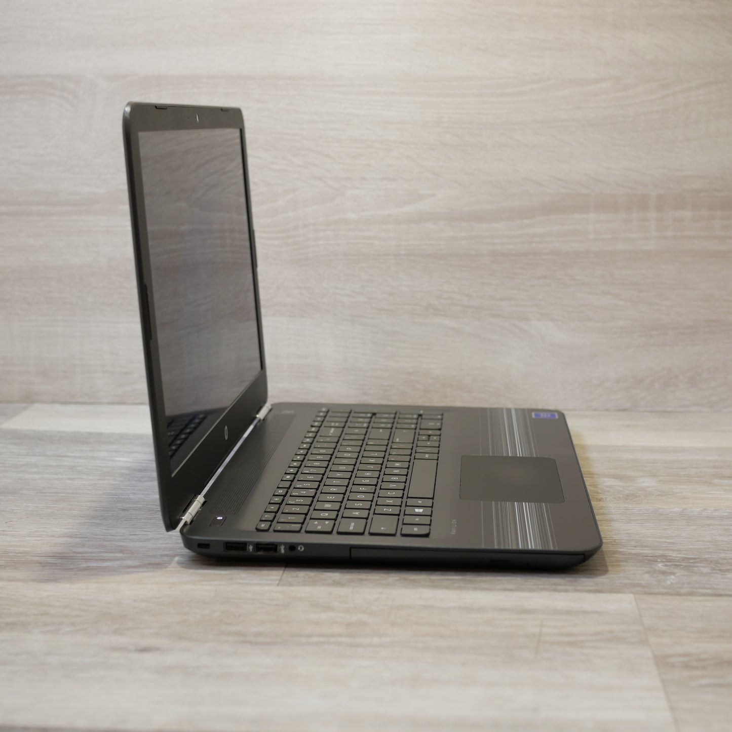 HP Pavilion 15 – 15.6" AMD A9, 8GB RAM, 128GB SSD, Windows 11 Home