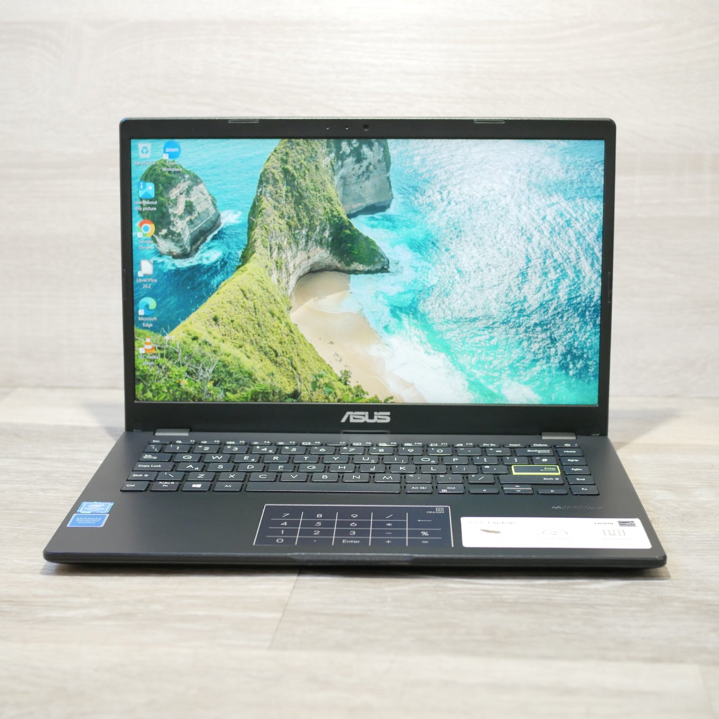 ASUS L410 – 14" Intel Pentium Silver, 4GB RAM, 64GB SSD, Windows 11 Home
